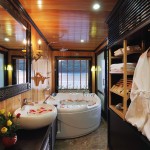 bathroom with jacuzzi on halong bay cruise