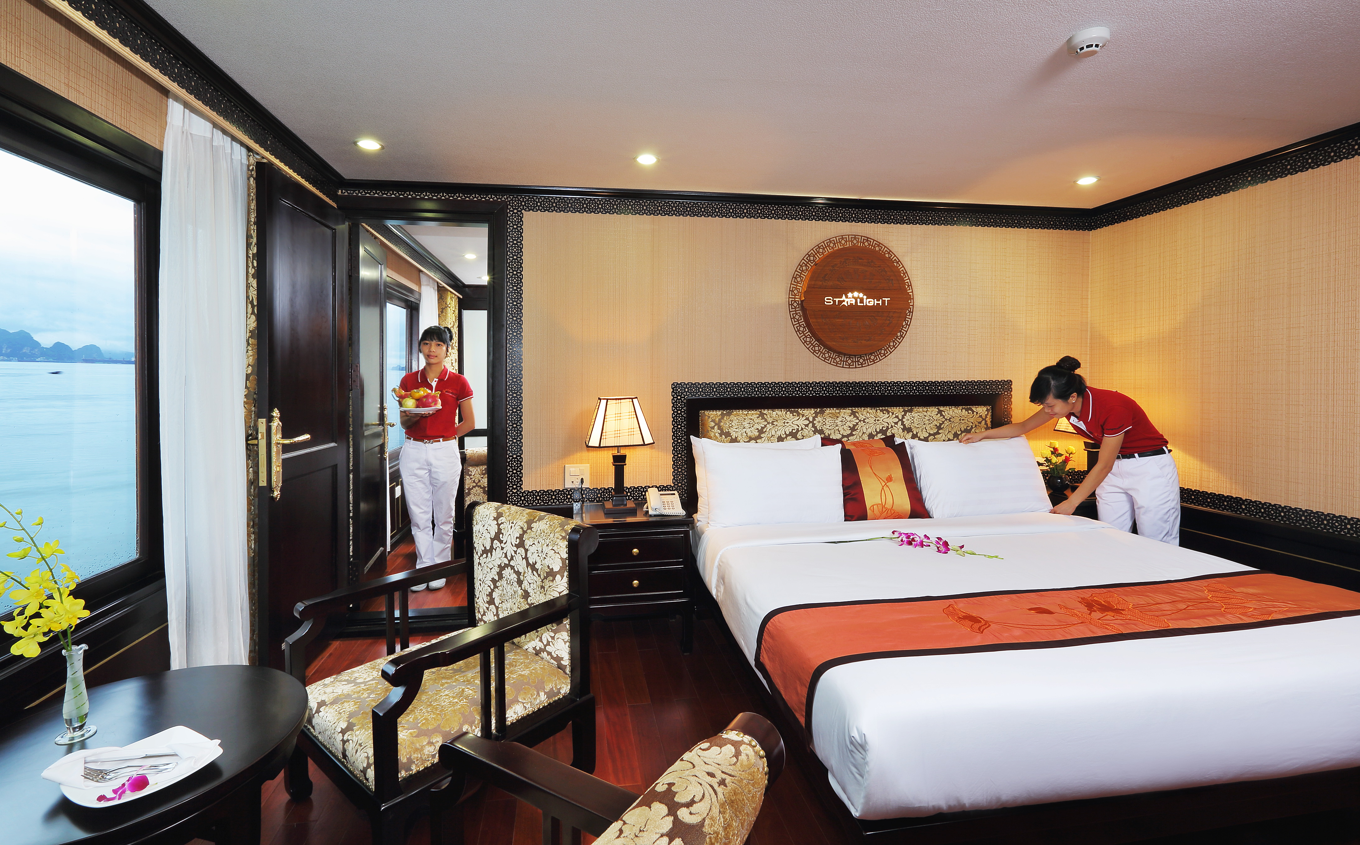 connecting cabins for family on starlight cruises halong