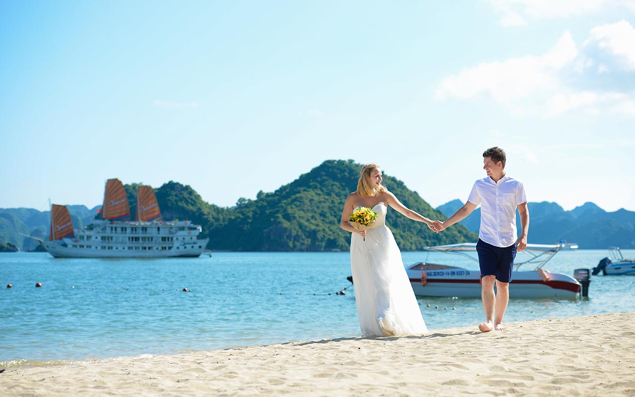 halong bay wedding cruise